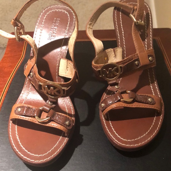 Michael Kors Sandals - Picture 1 of 5